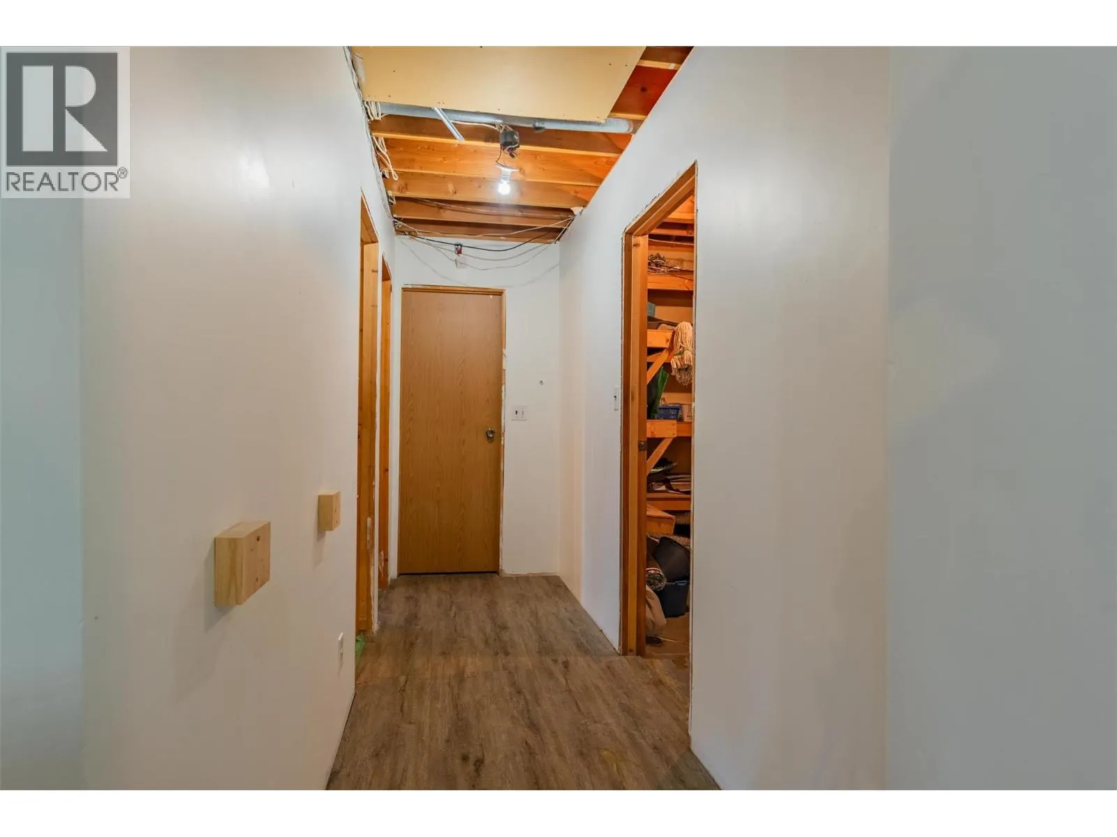2525 Alexis Road