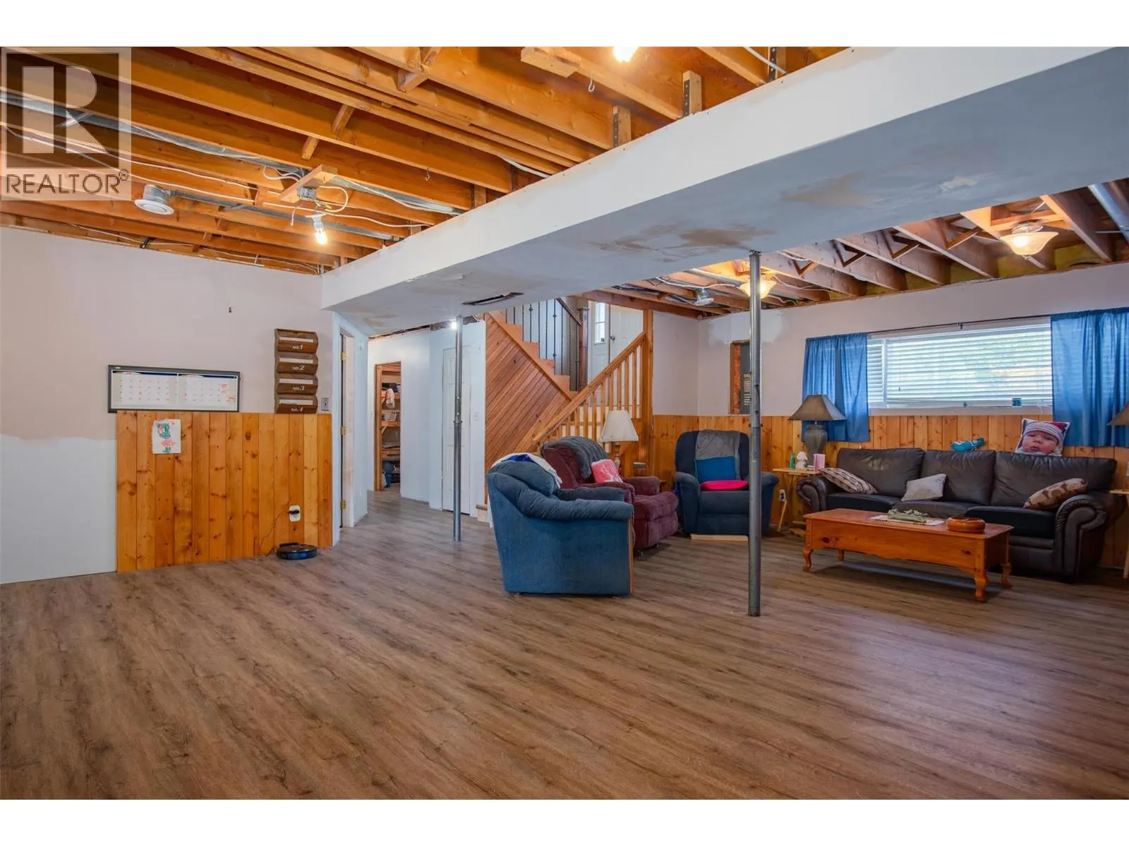 2525 Alexis Road