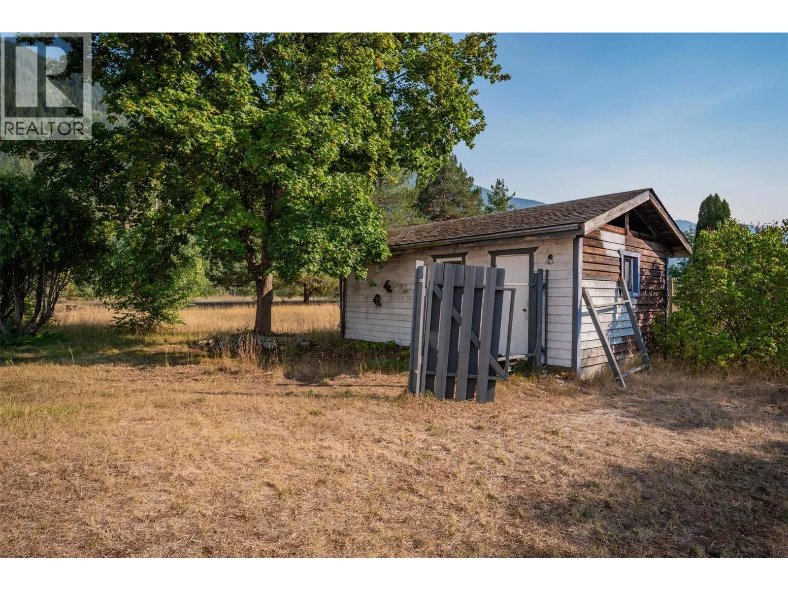 2525 Alexis Road