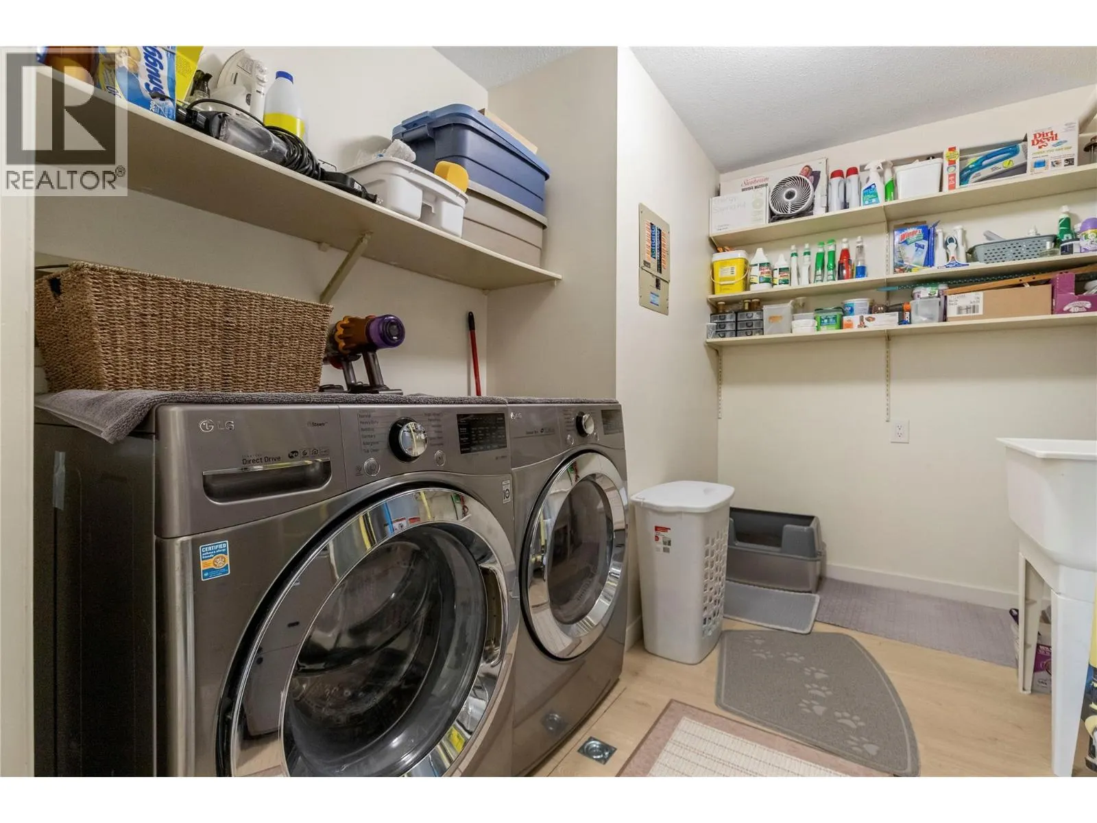 1260 Raymer Avenue Unit# 454
