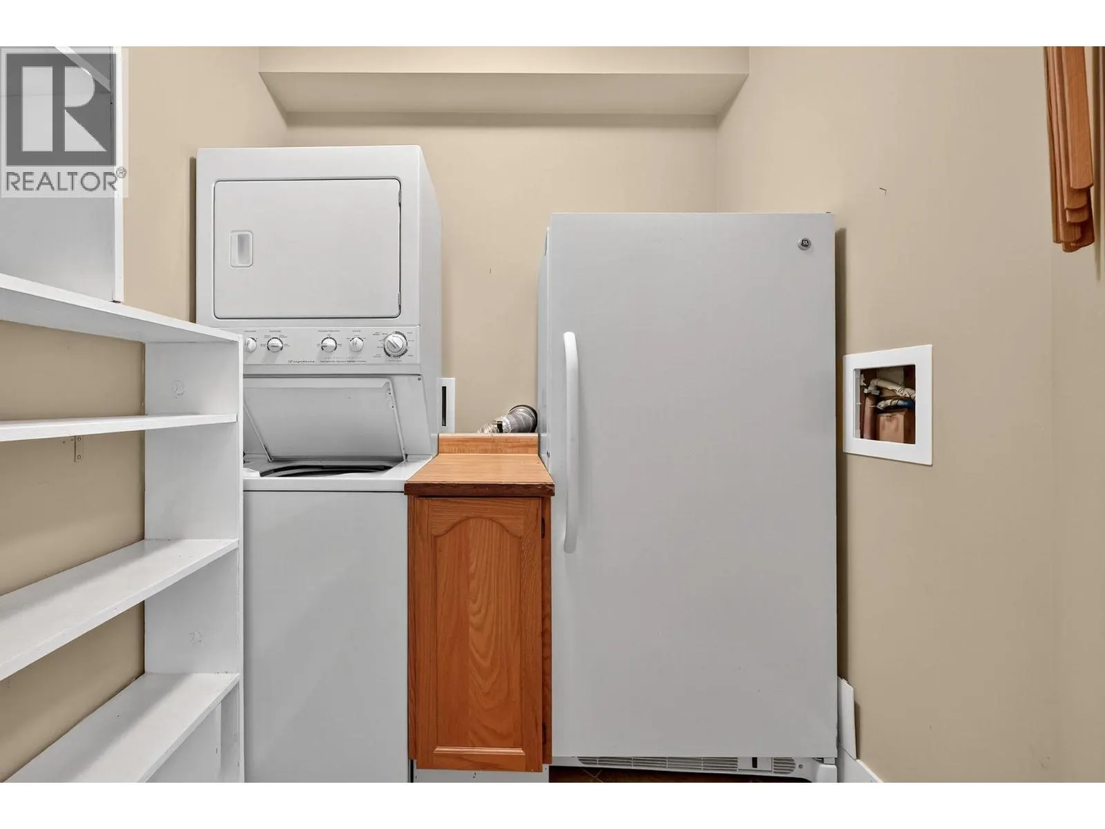 2532 Shoreline Drive Unit# 418