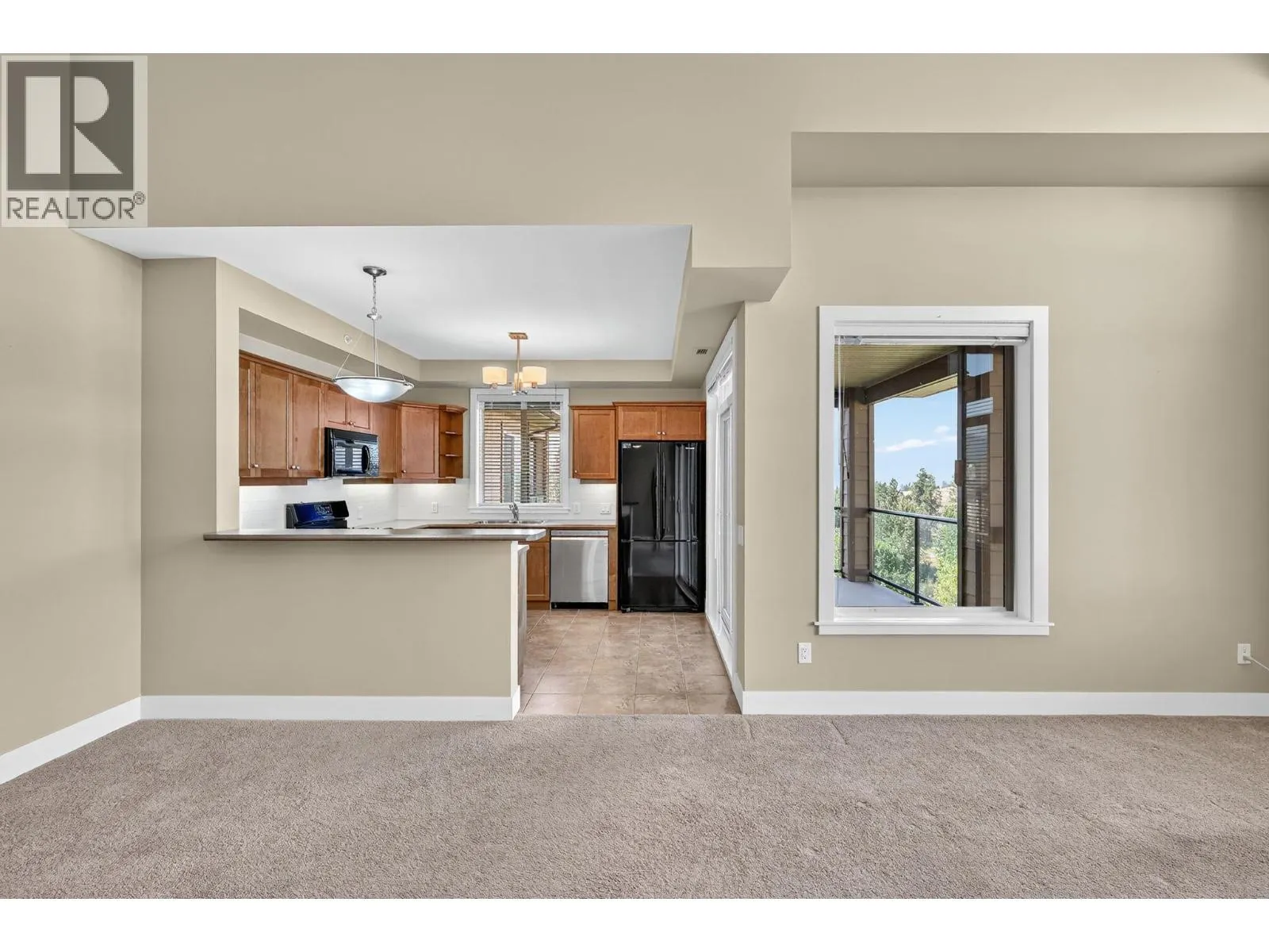 2532 Shoreline Drive Unit# 418