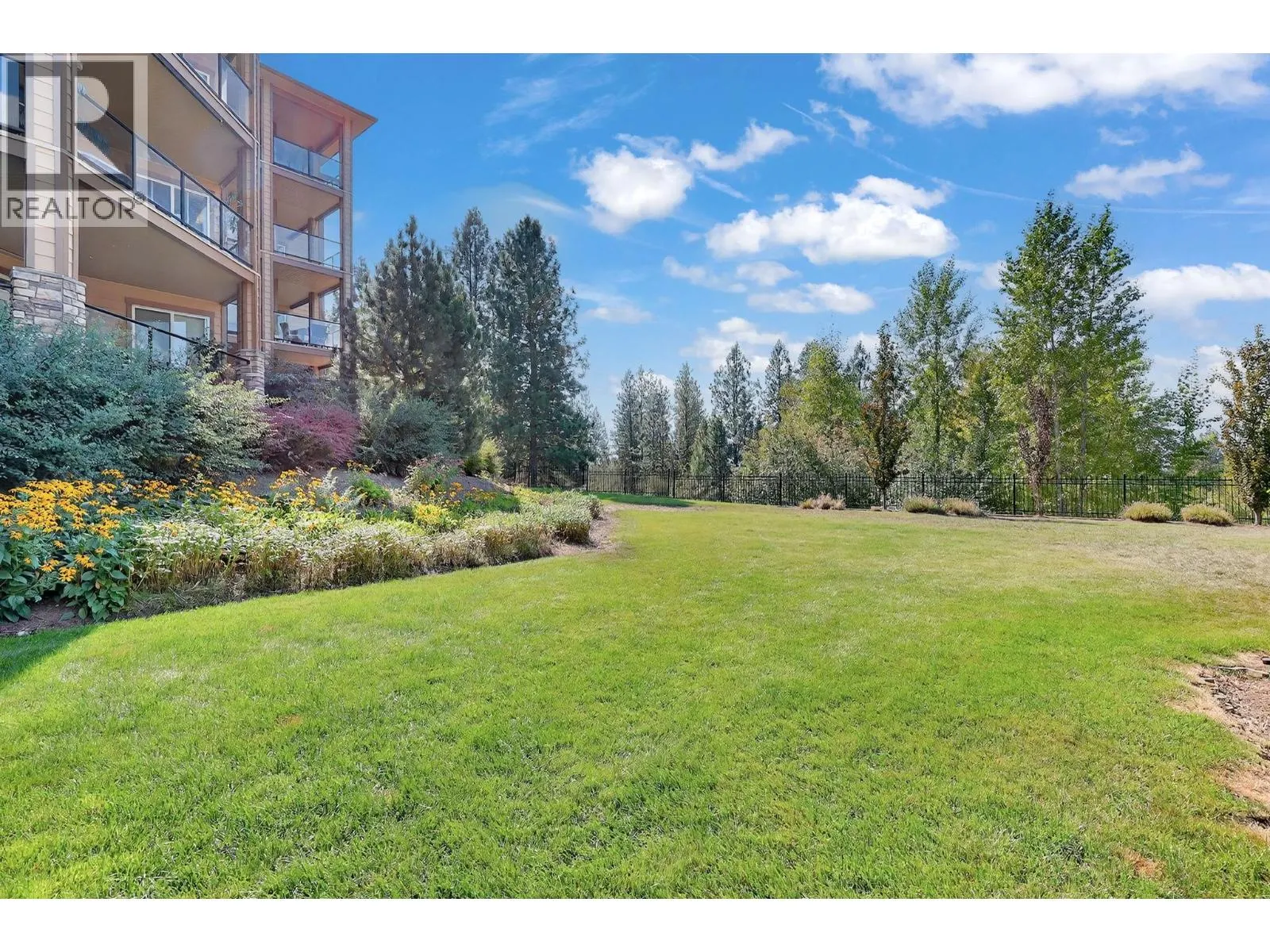 2532 Shoreline Drive Unit# 418