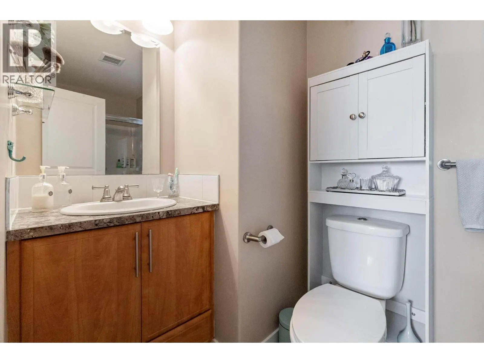 3591 Old Vernon Road Unit# 220