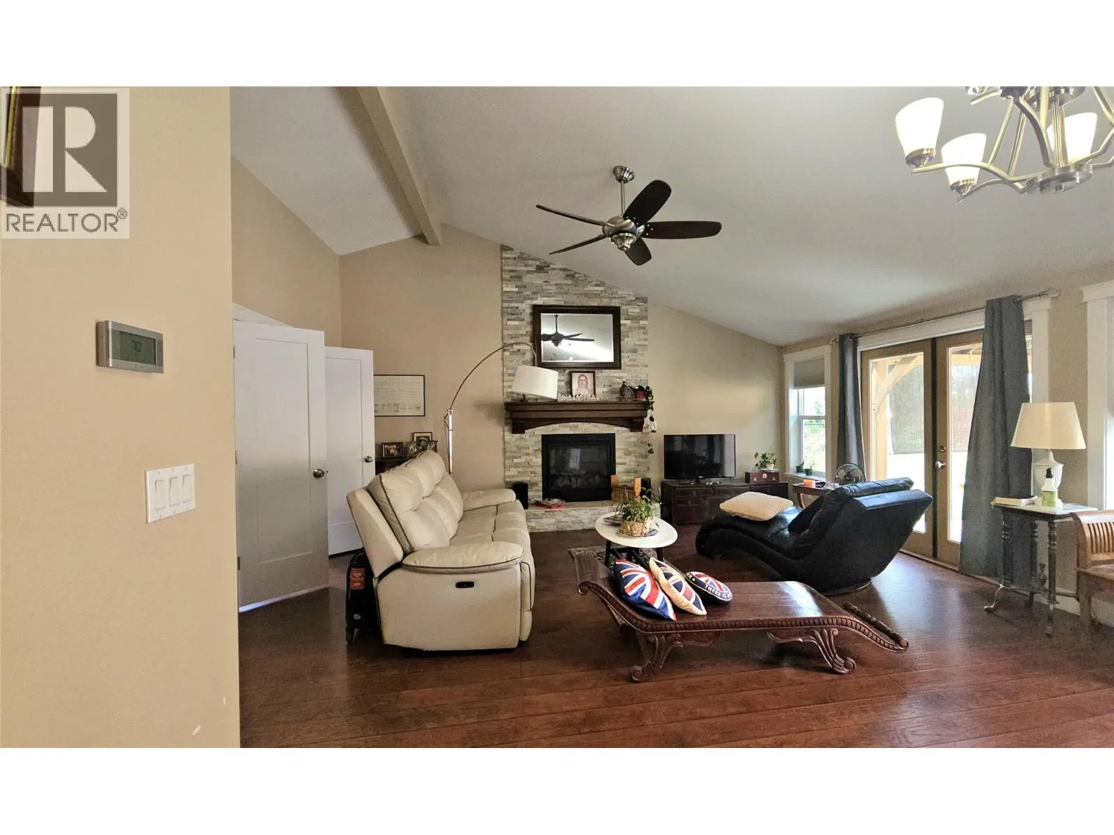 10774 Okanagan Centre Road E