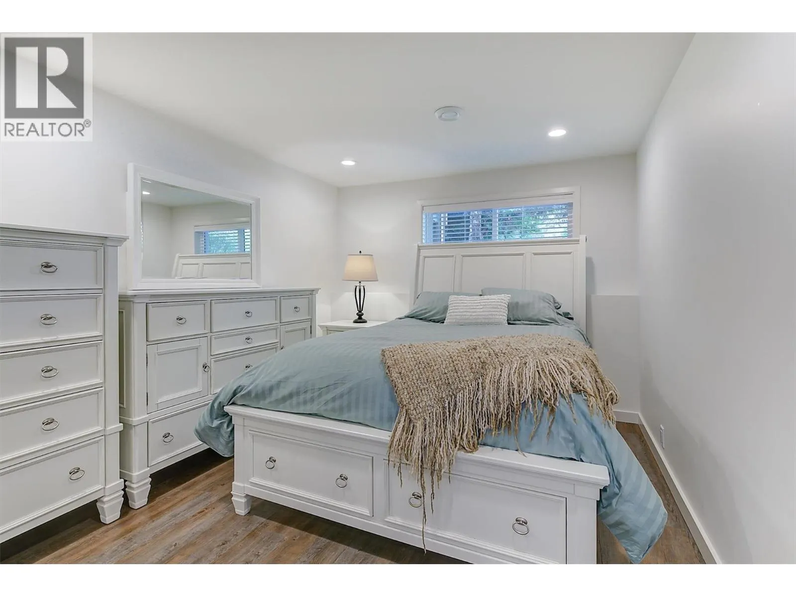 5127 Luckett Court