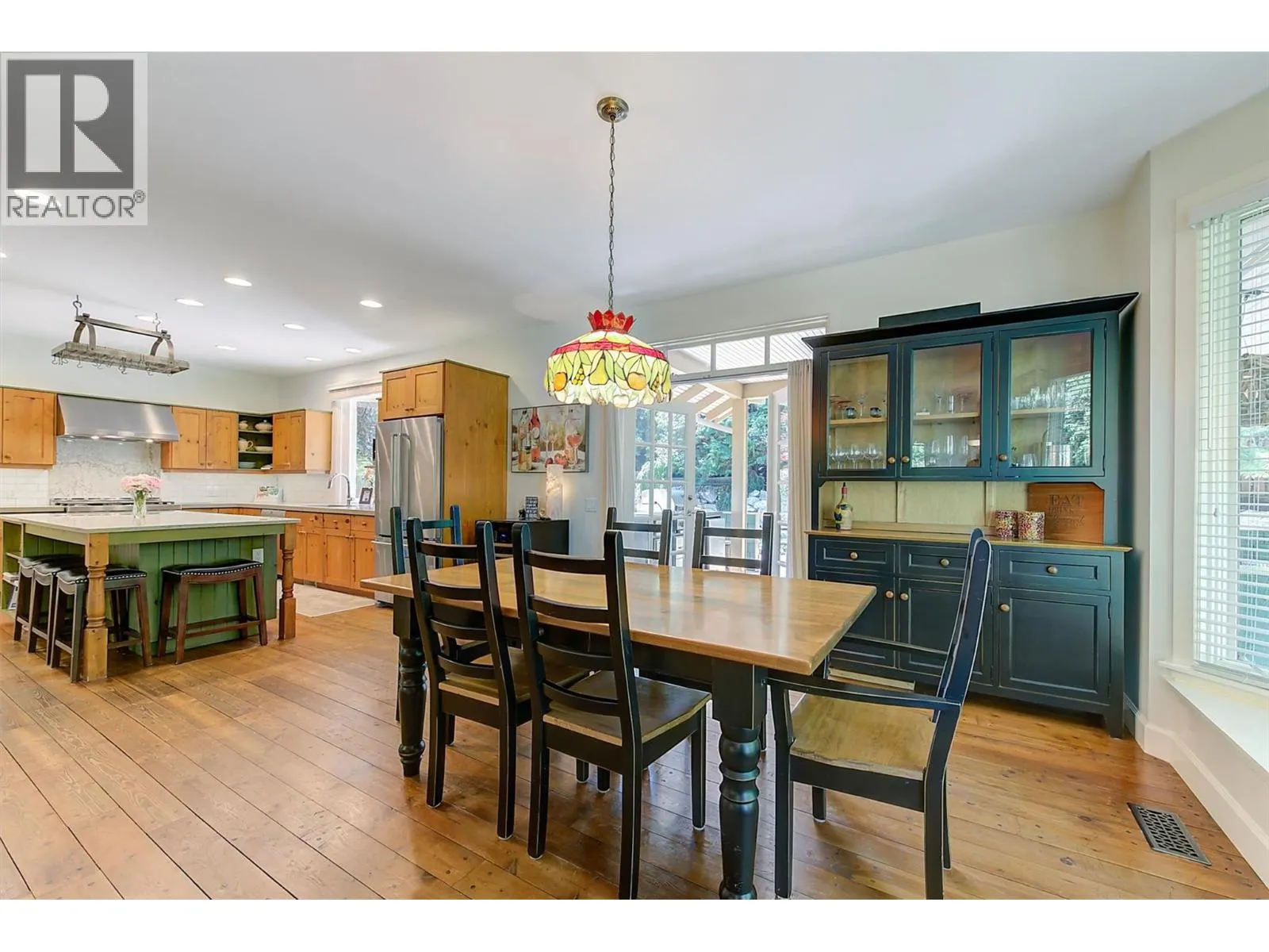 5127 Luckett Court