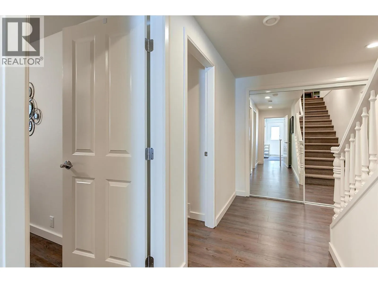 5127 Luckett Court