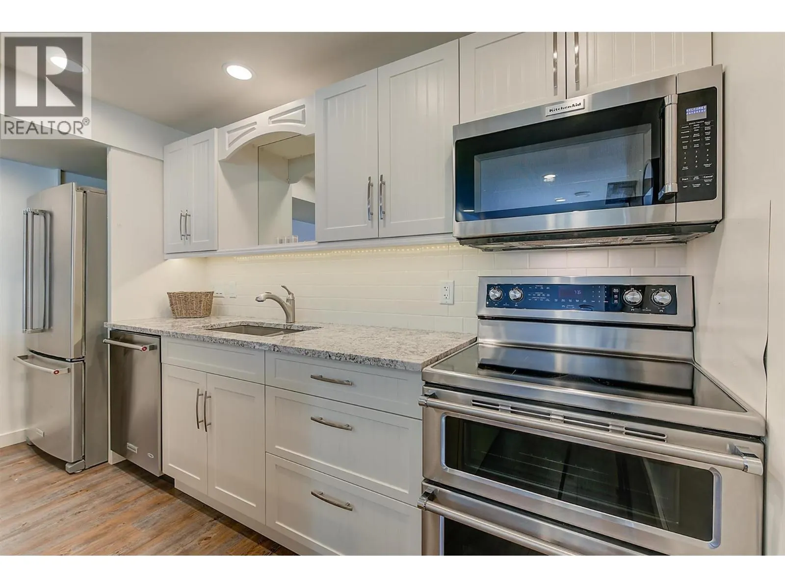 5127 Luckett Court