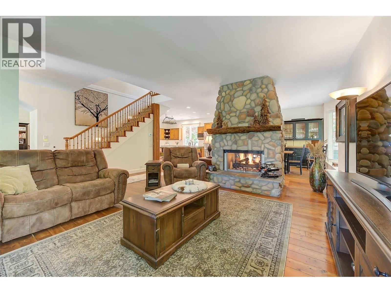 5127 Luckett Court