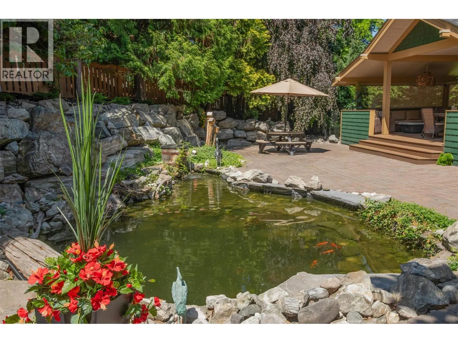5127 Luckett Court