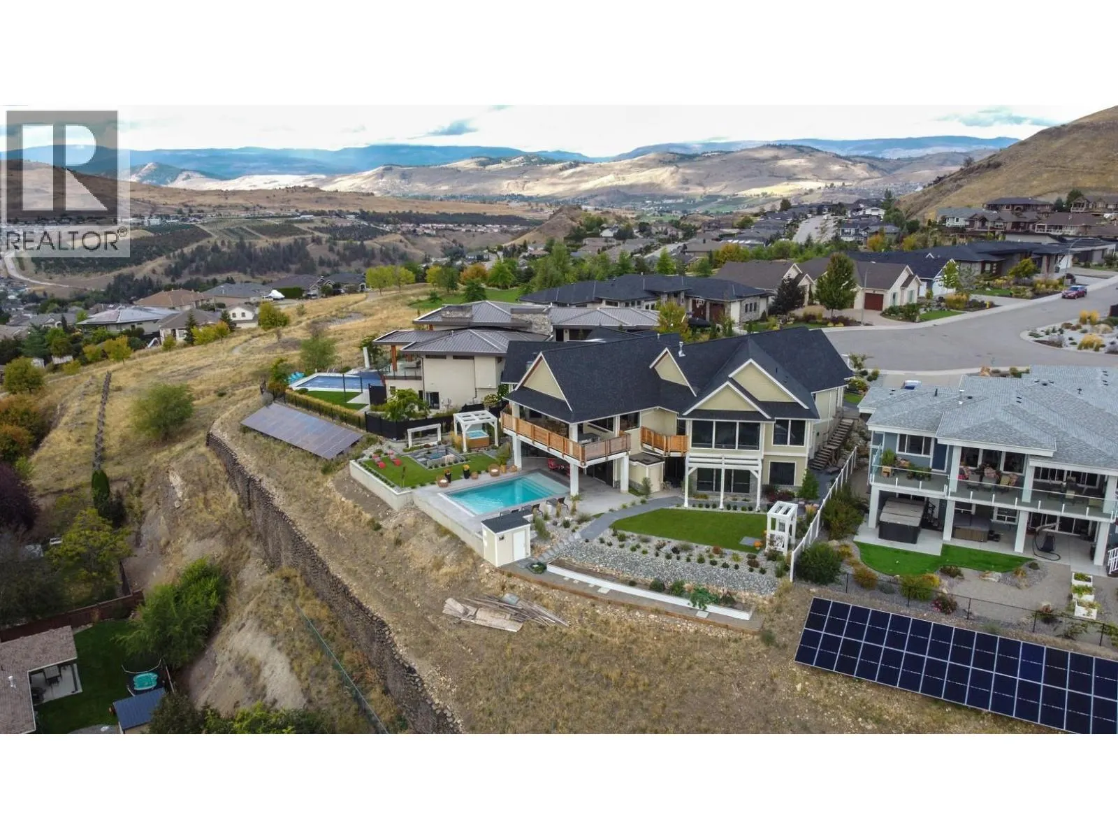 608 Mt Ida Crescent