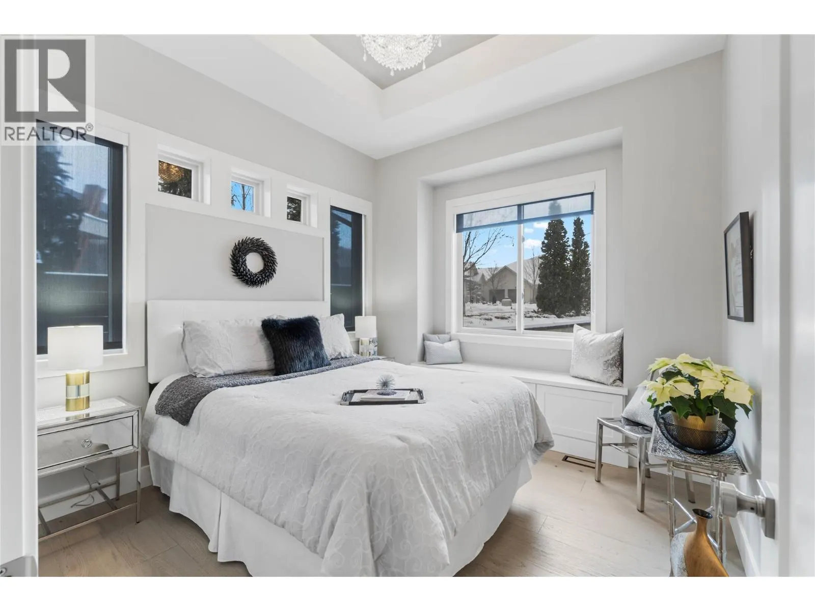 608 Mt Ida Crescent
