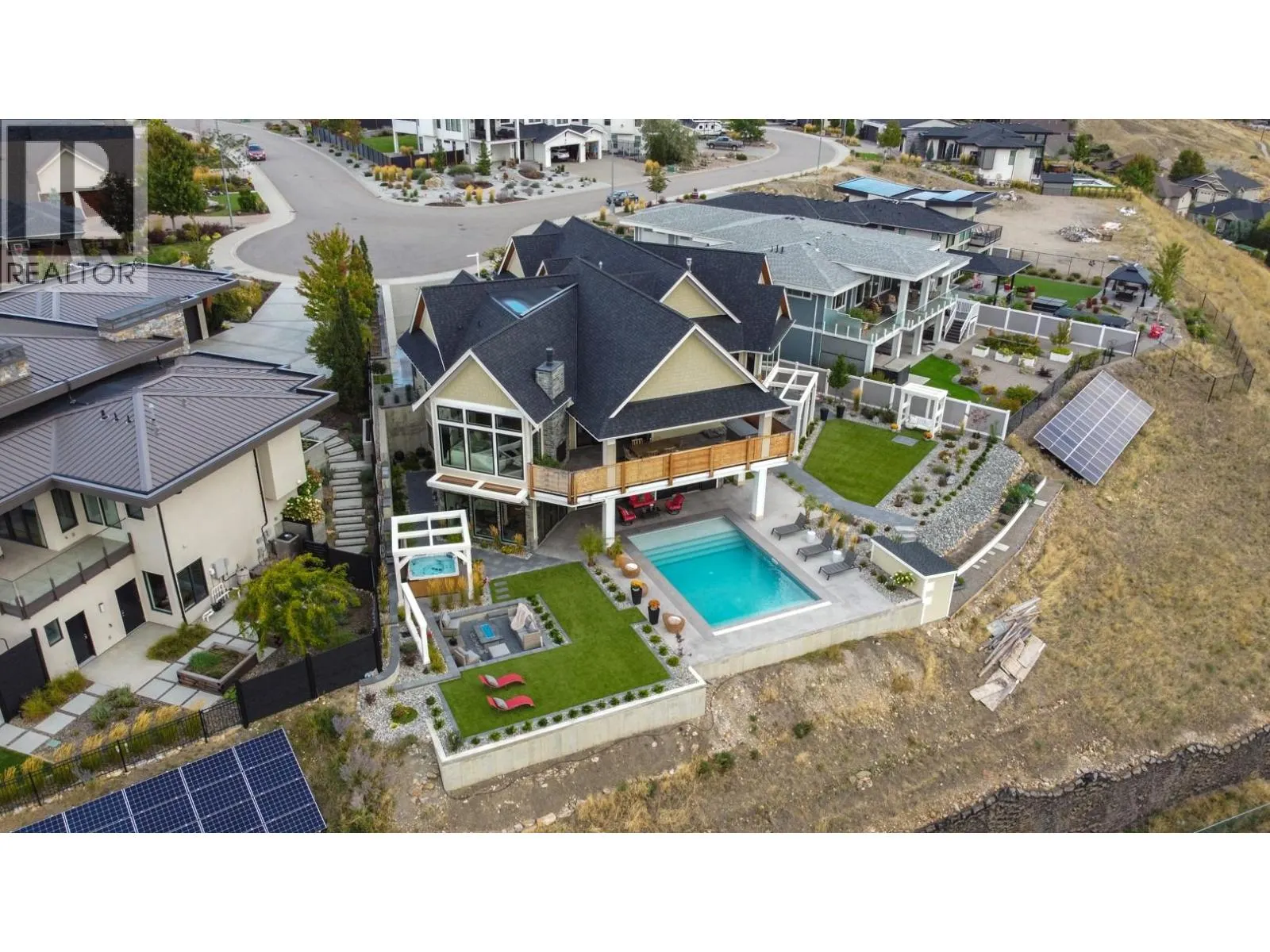 608 Mt Ida Crescent
