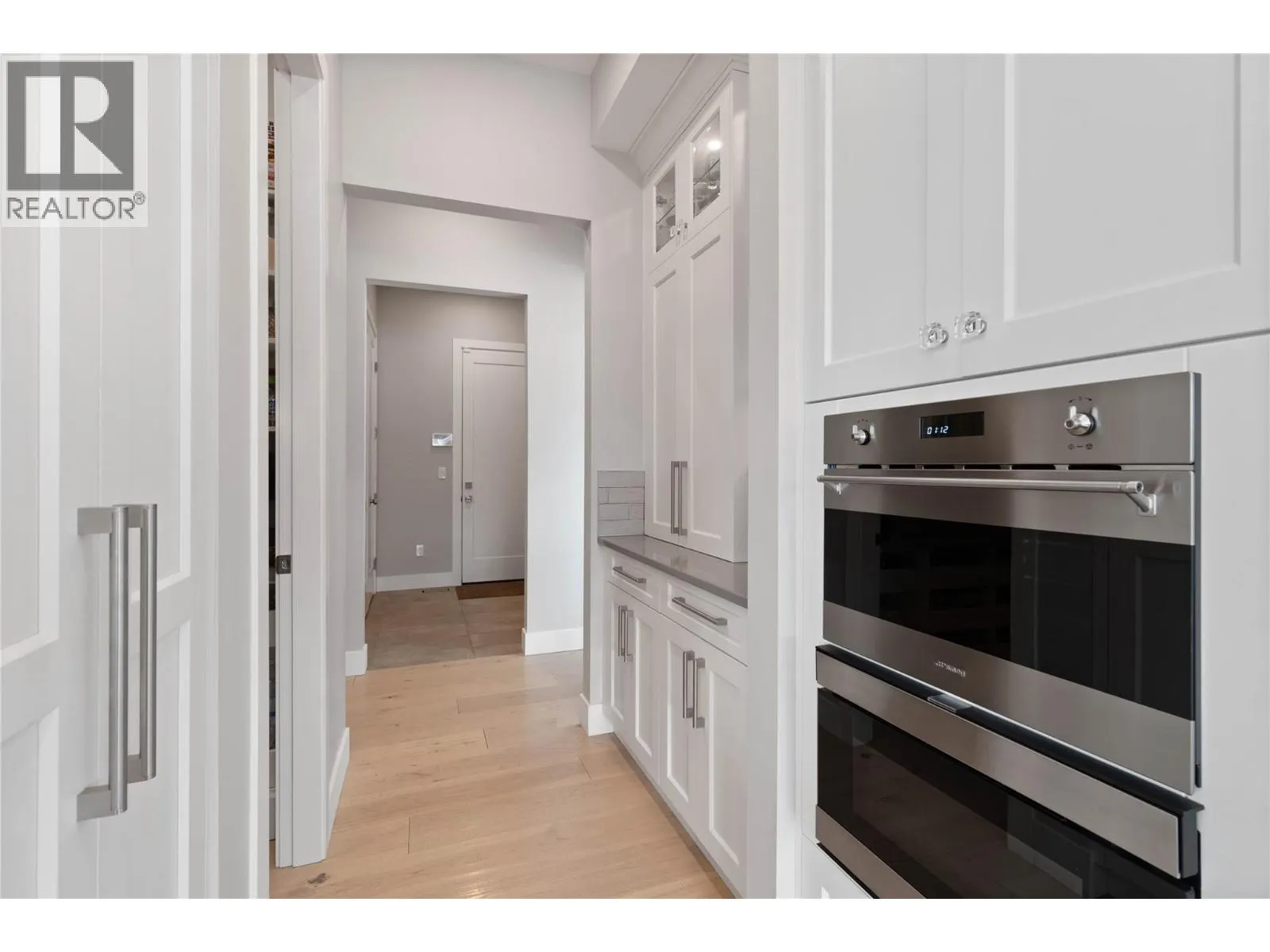 608 Mt Ida Crescent