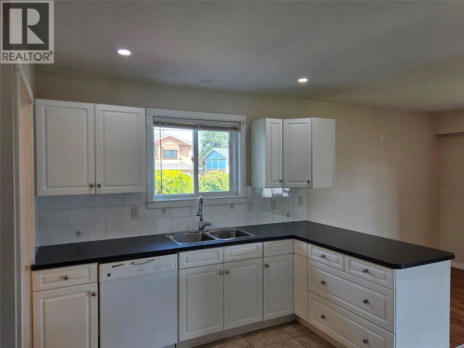 1457 Carmi Drive