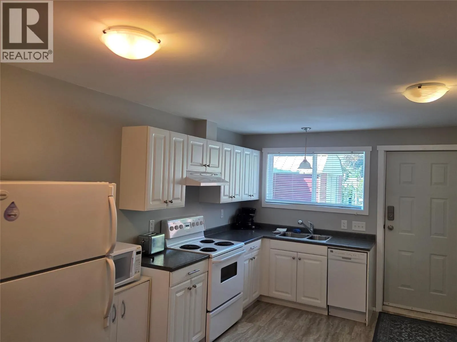 1457 Carmi Drive