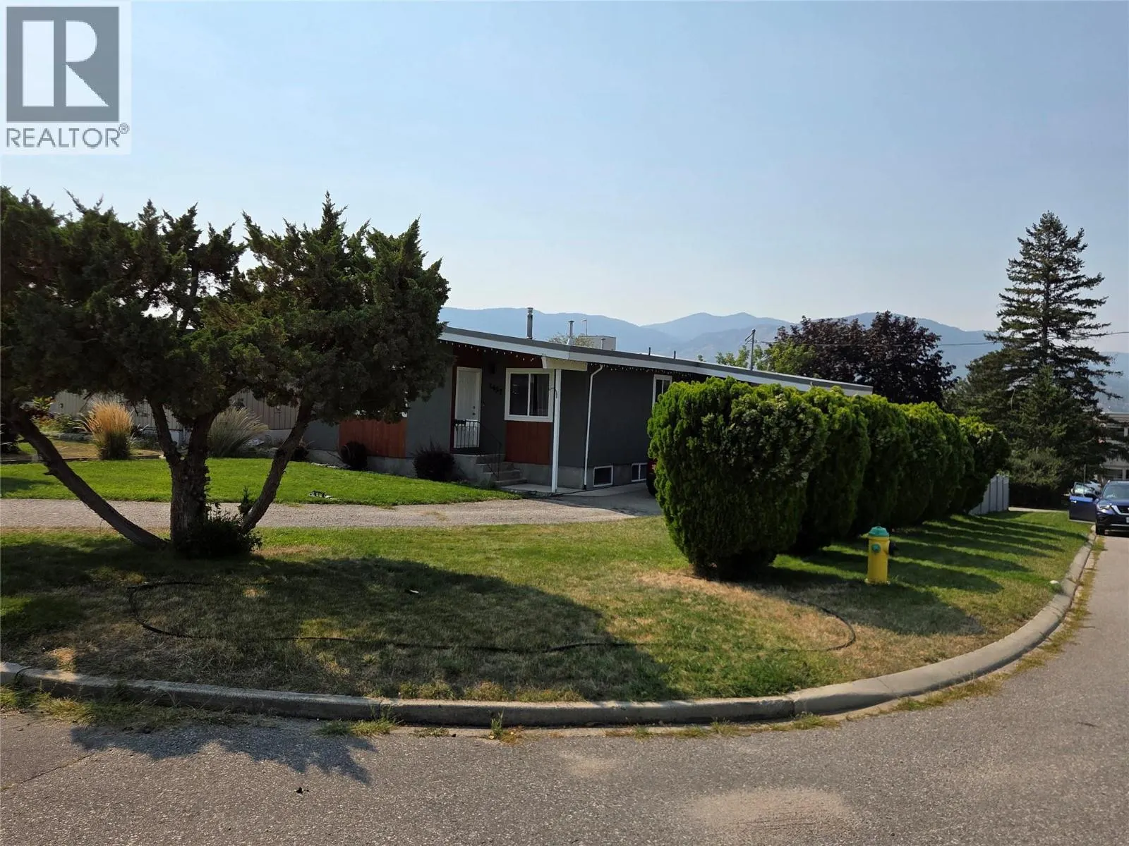 1457 Carmi Drive