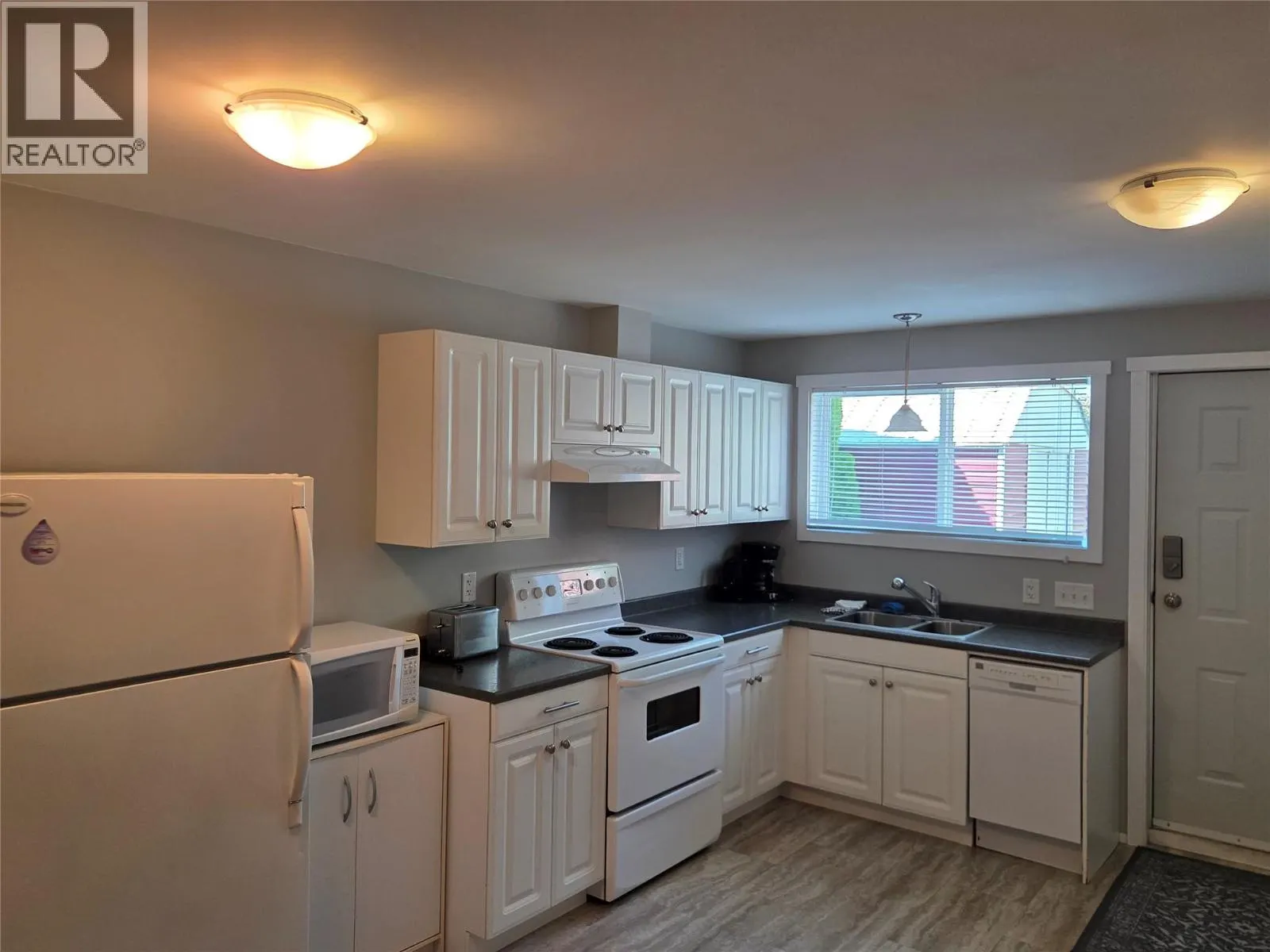 1457 Carmi Drive