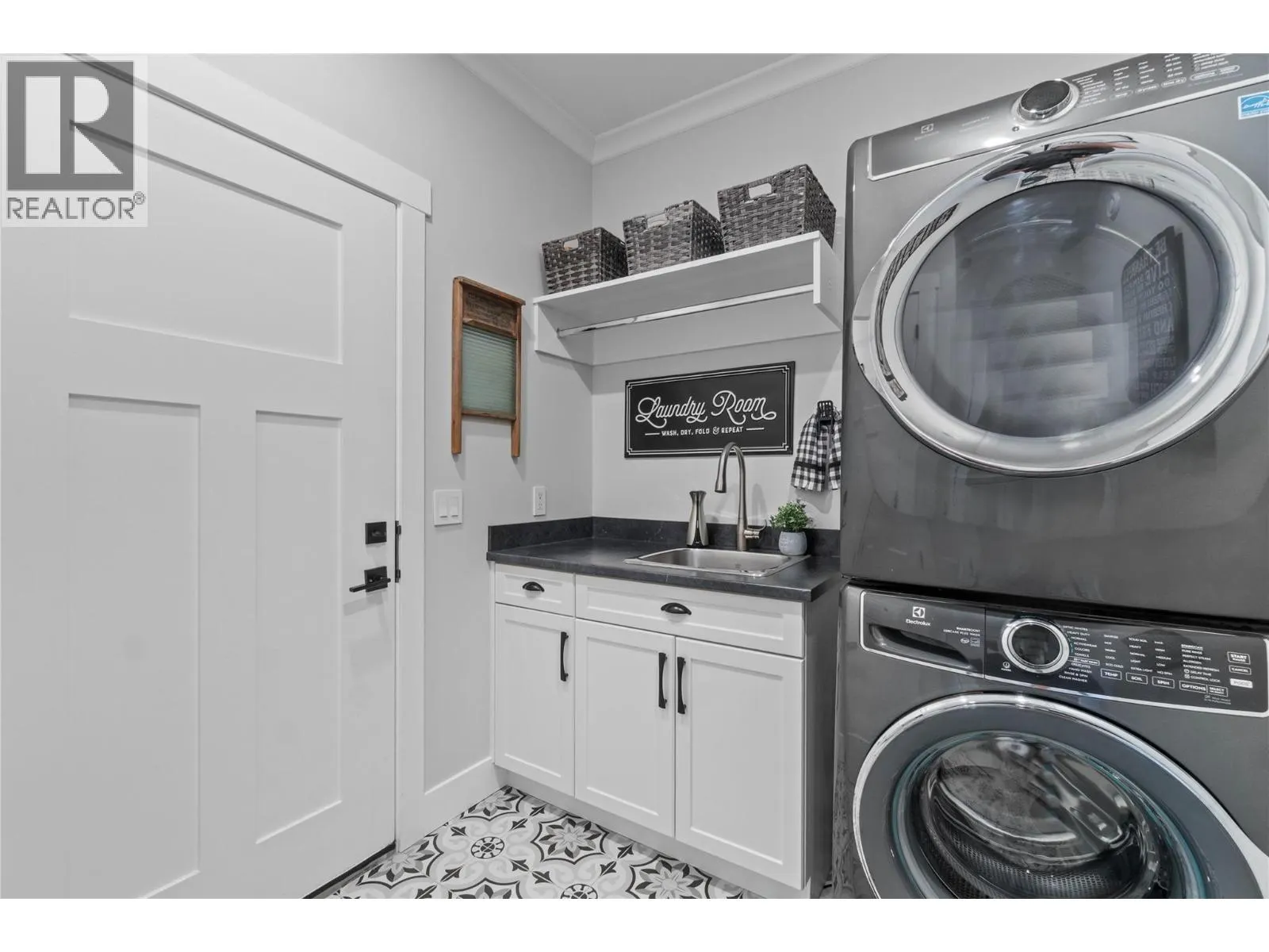 2715 Golf Course Drive Unit# 2