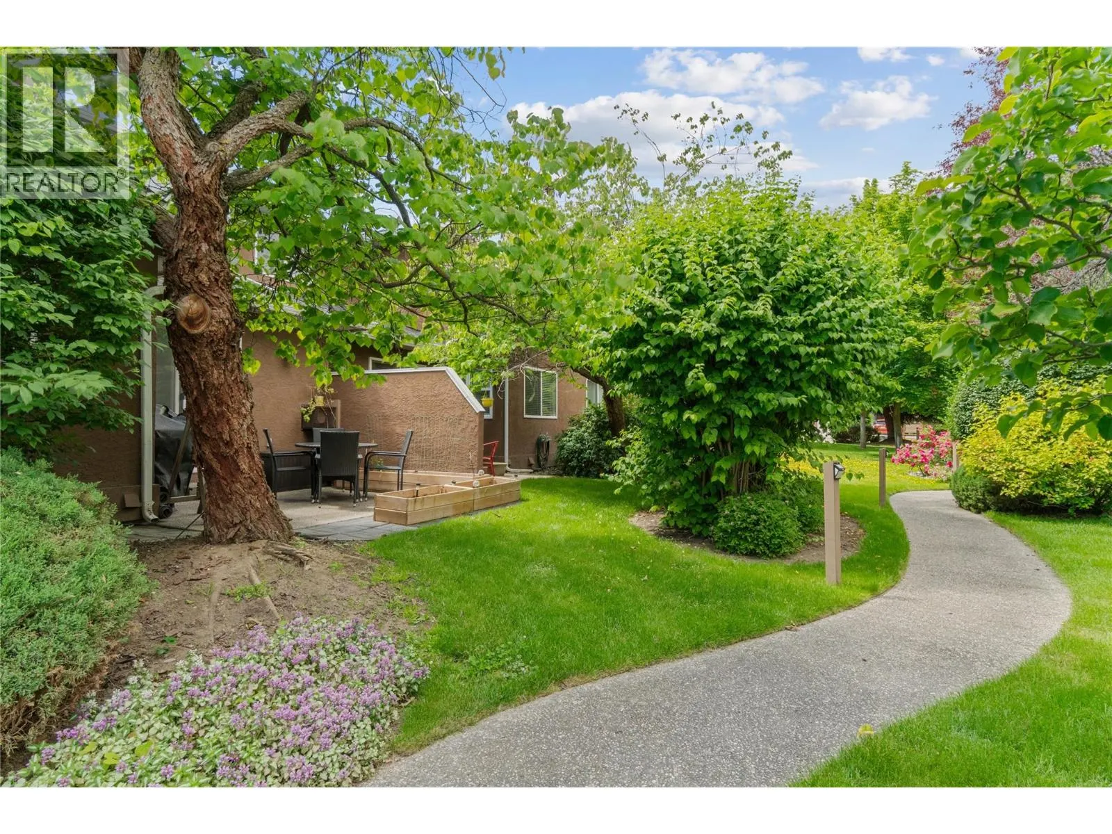 535 Glenmeadows Road Unit# 25
