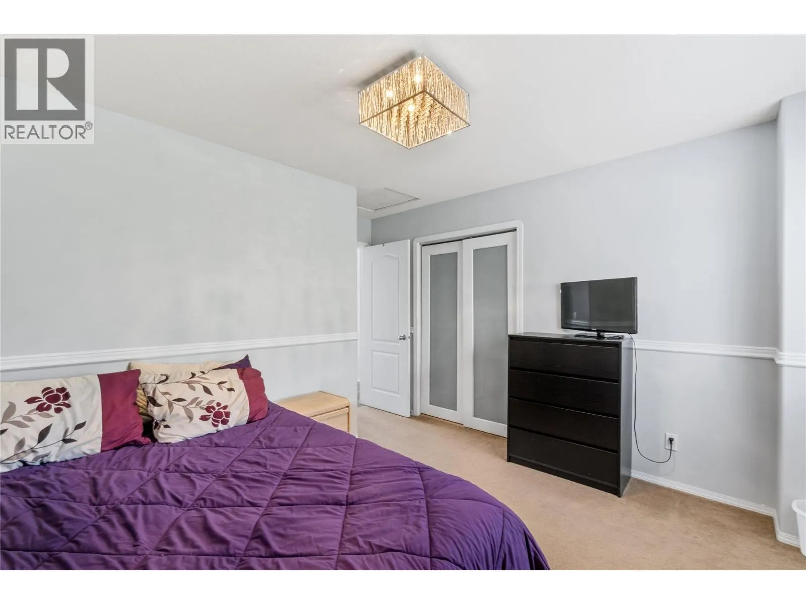 535 Glenmeadows Road Unit# 25