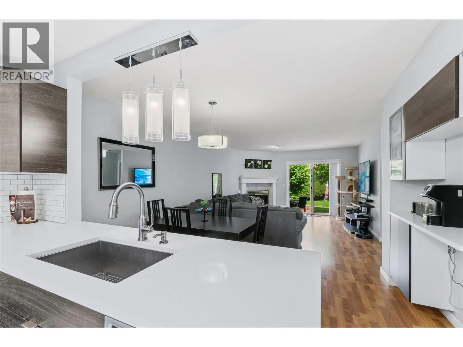 535 Glenmeadows Road Unit# 25