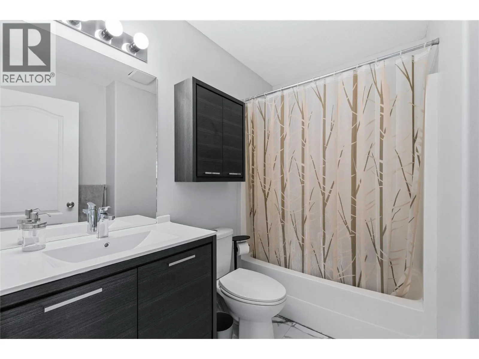 535 Glenmeadows Road Unit# 25
