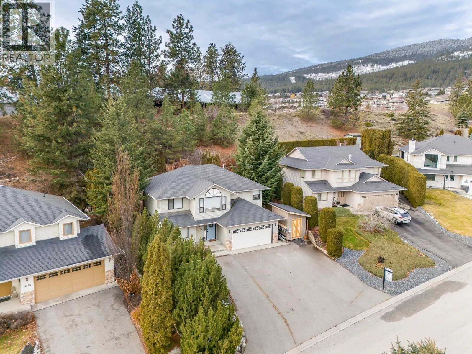 3166 Broadview Place