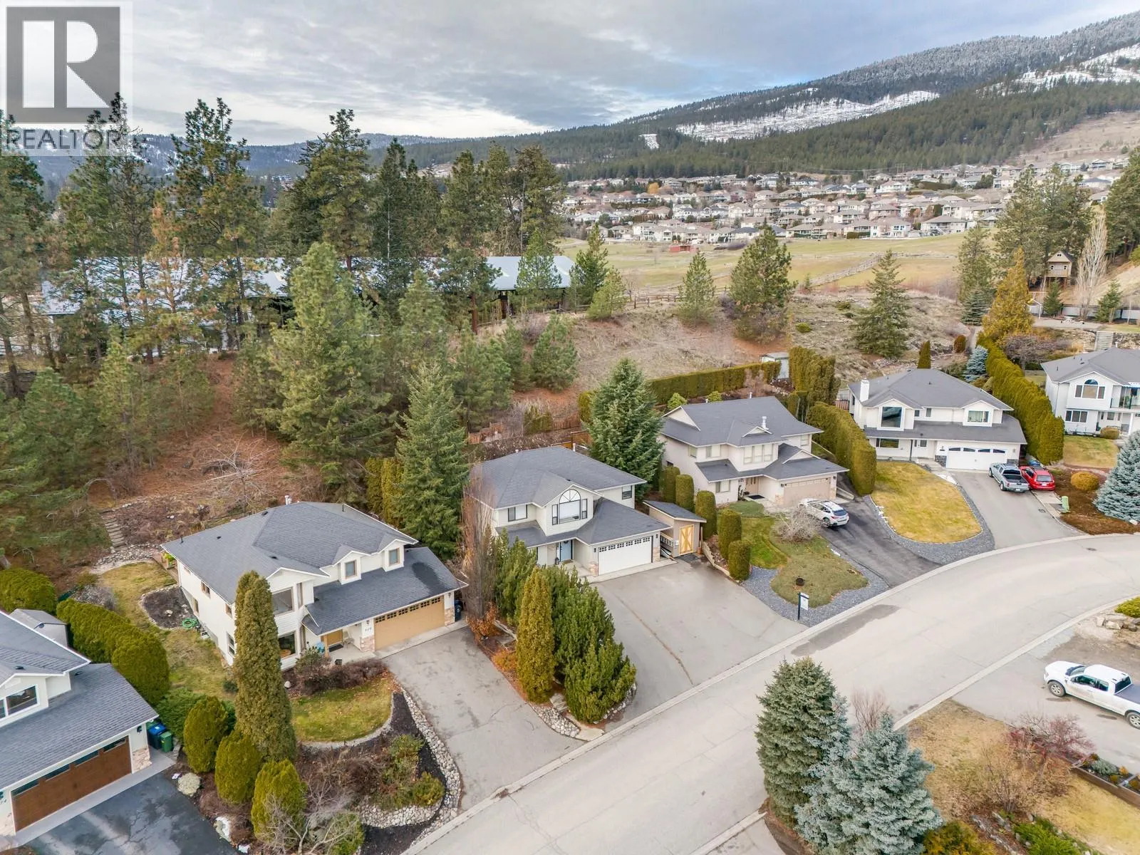 3166 Broadview Place
