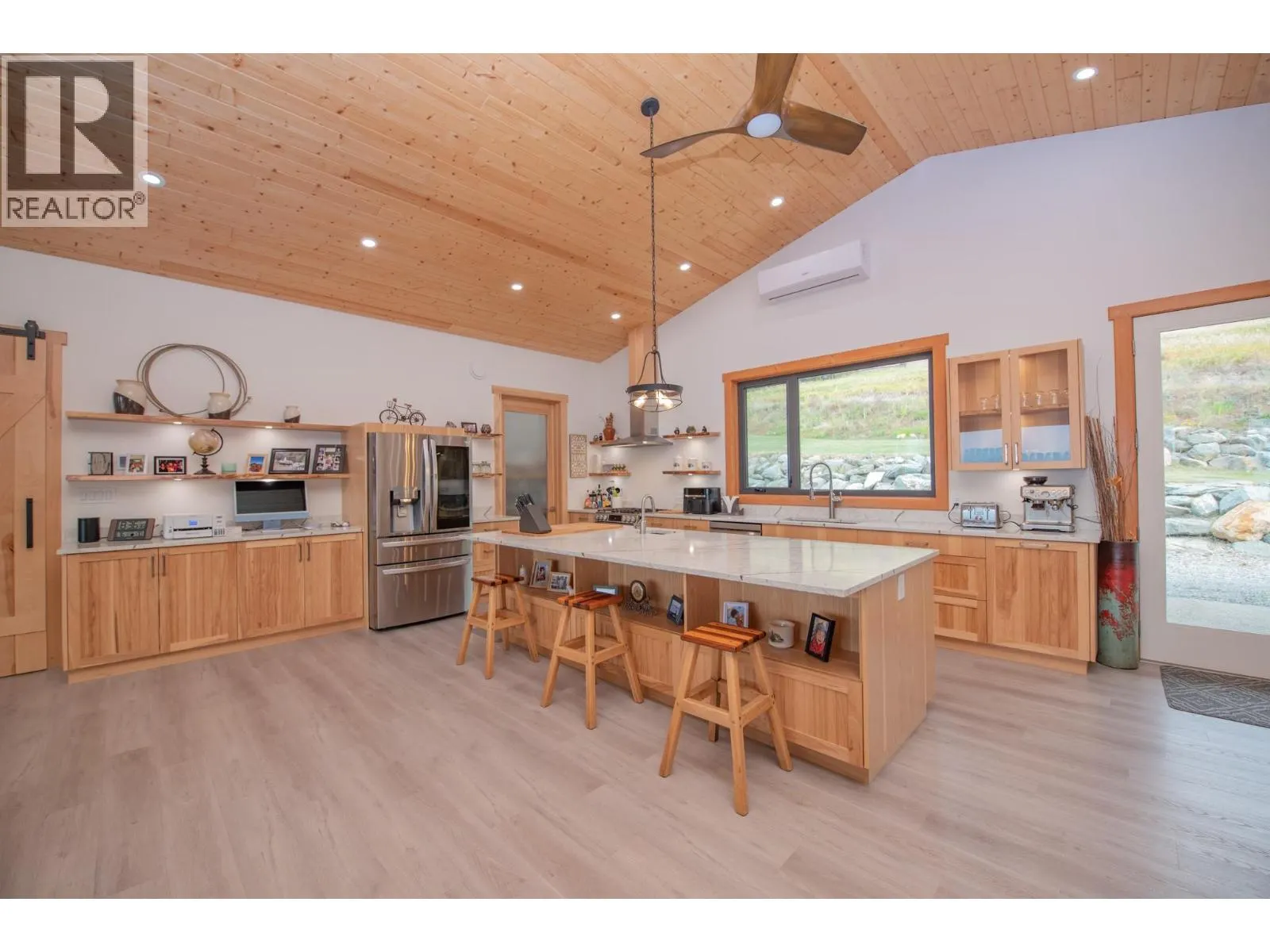 7500 Lonneke Trail