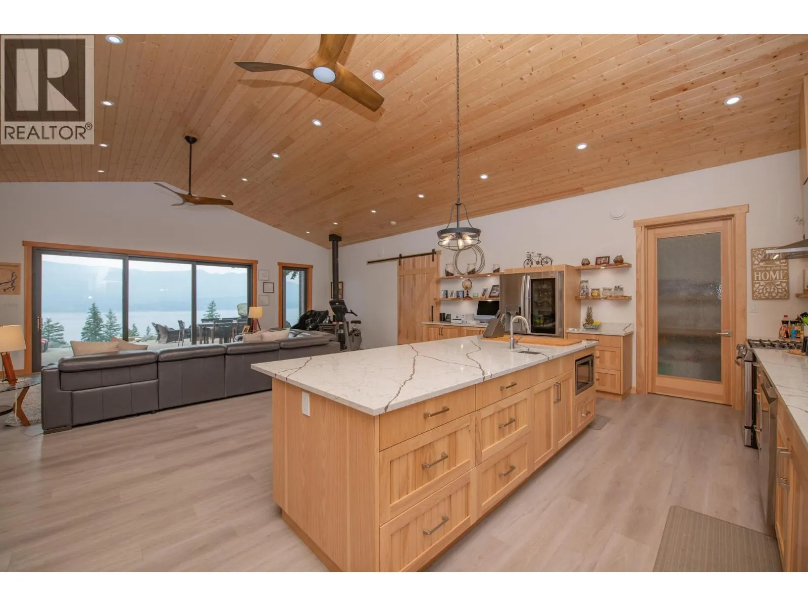 7500 Lonneke Trail