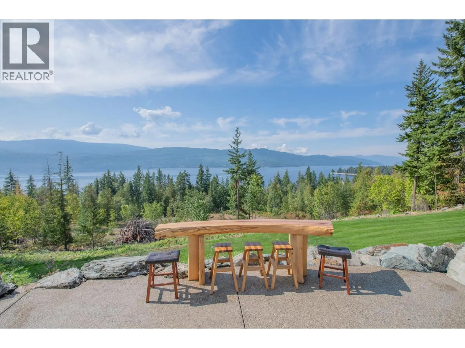 7500 Lonneke Trail