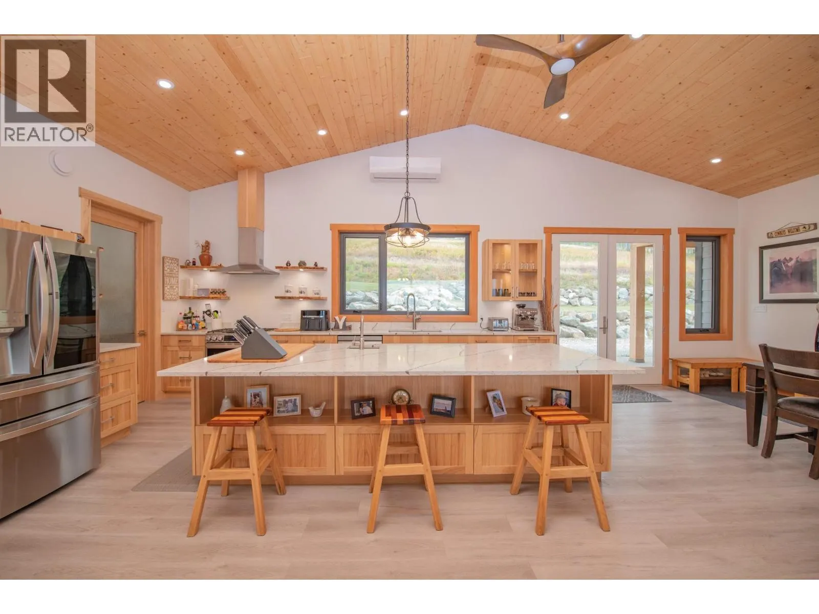 7500 Lonneke Trail