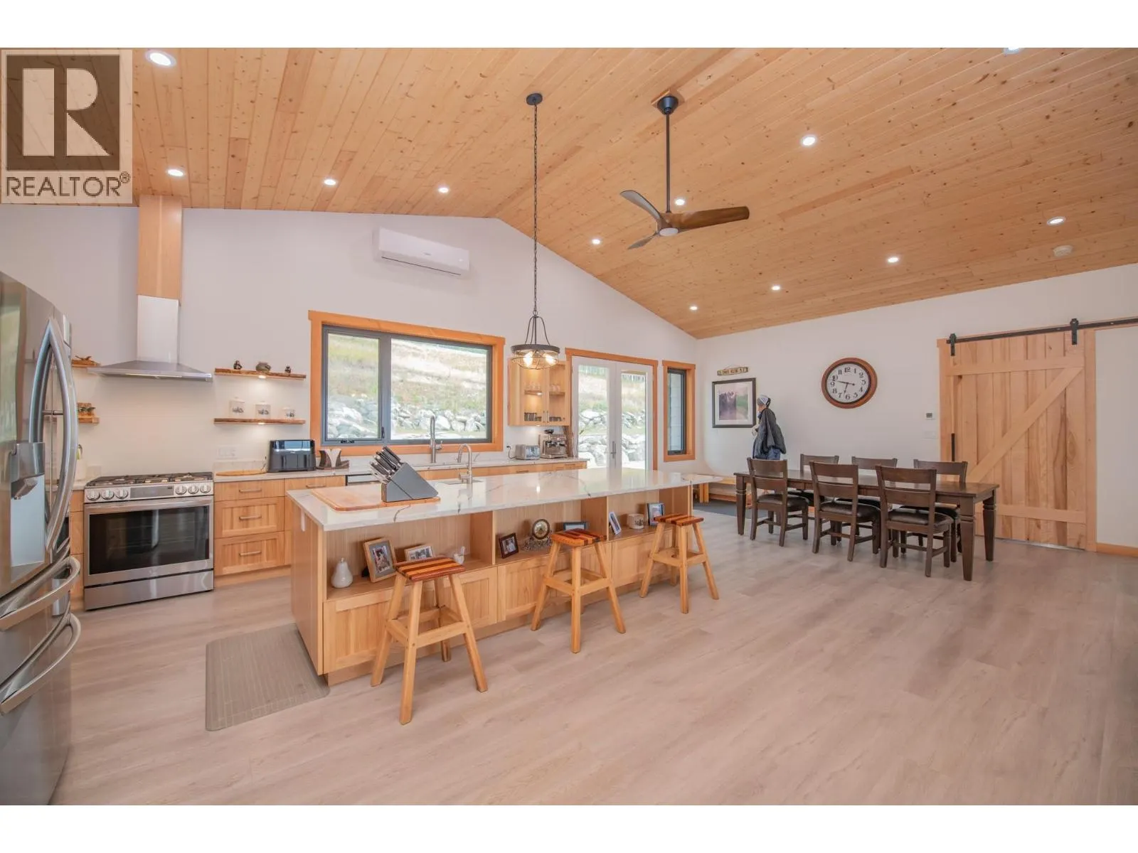 7500 Lonneke Trail