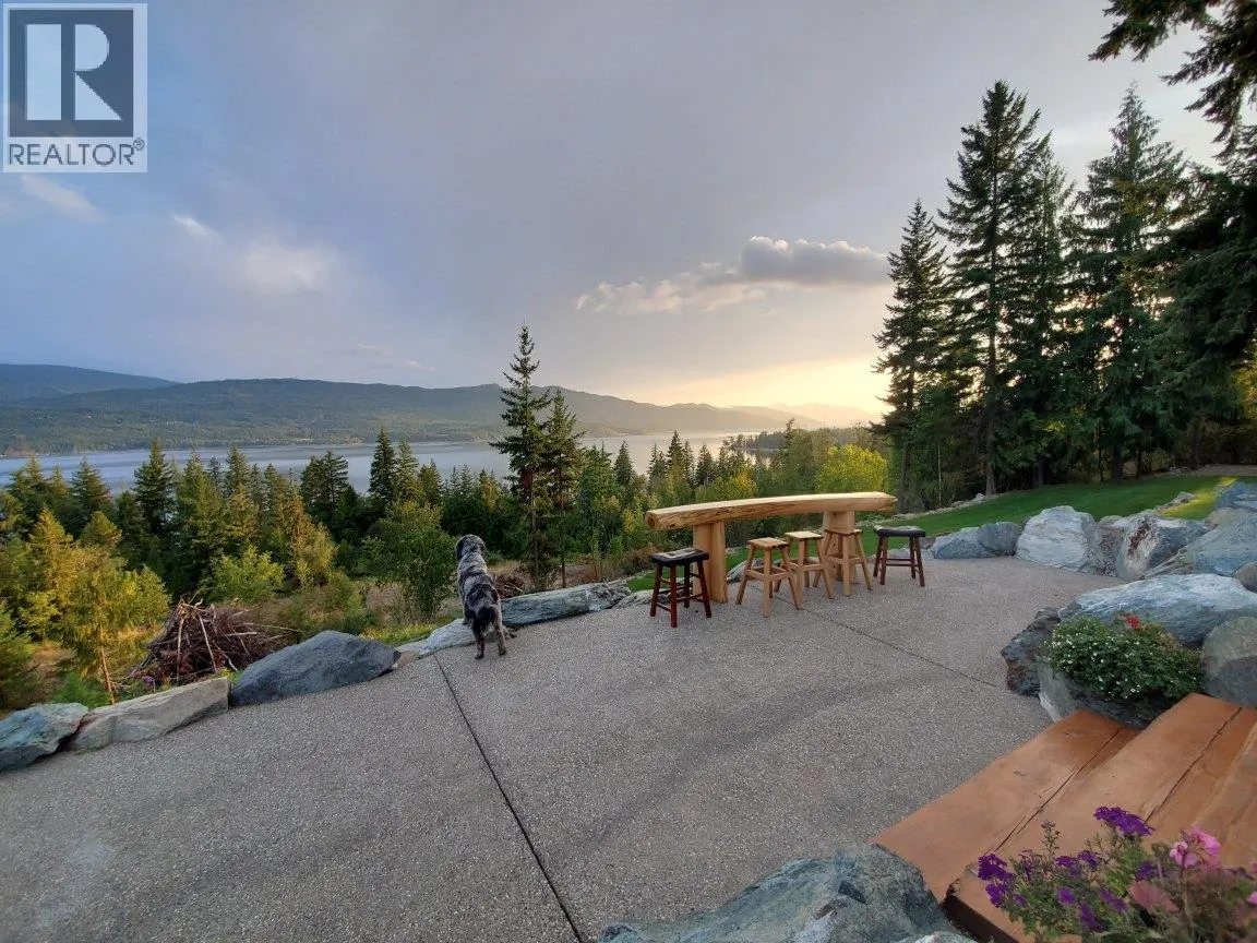 7500 Lonneke Trail
