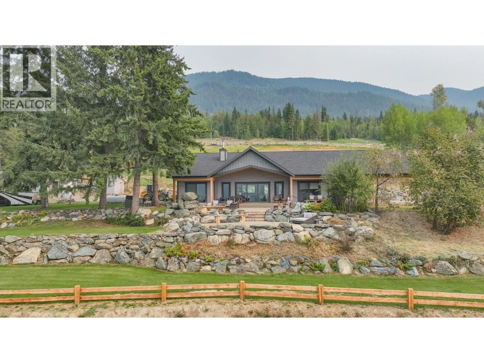 7500 Lonneke Trail