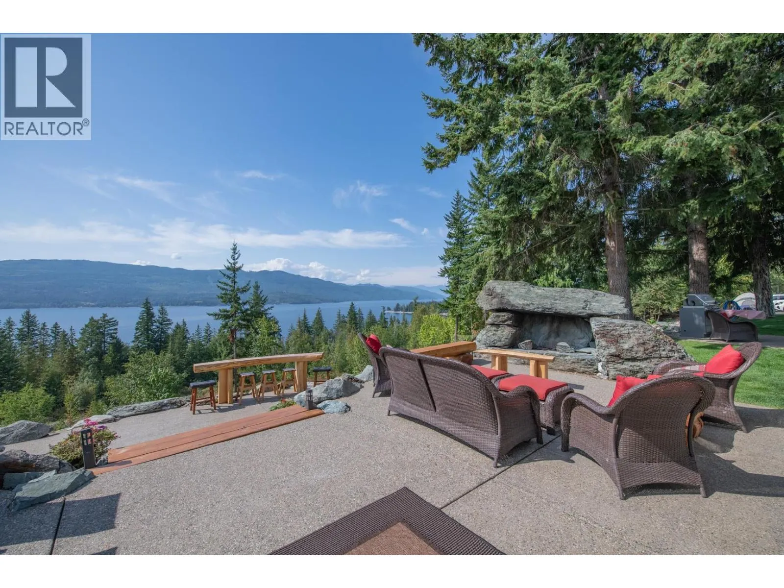 7500 Lonneke Trail