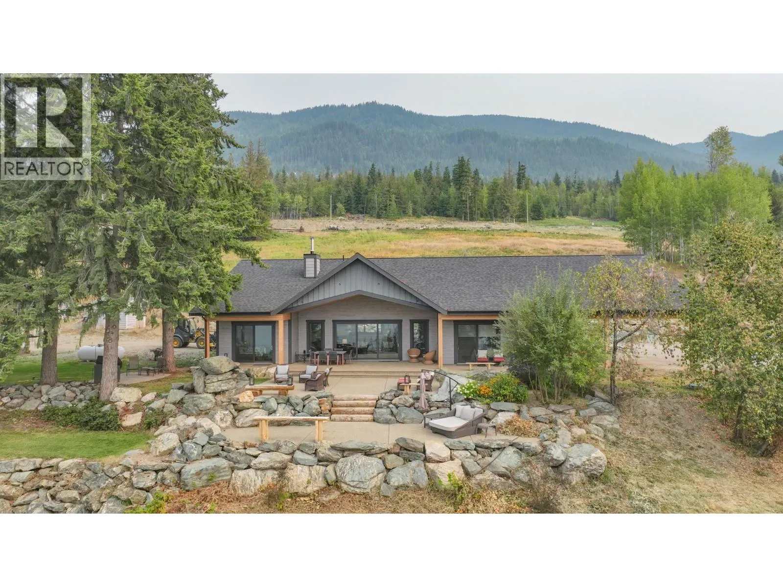 7500 Lonneke Trail