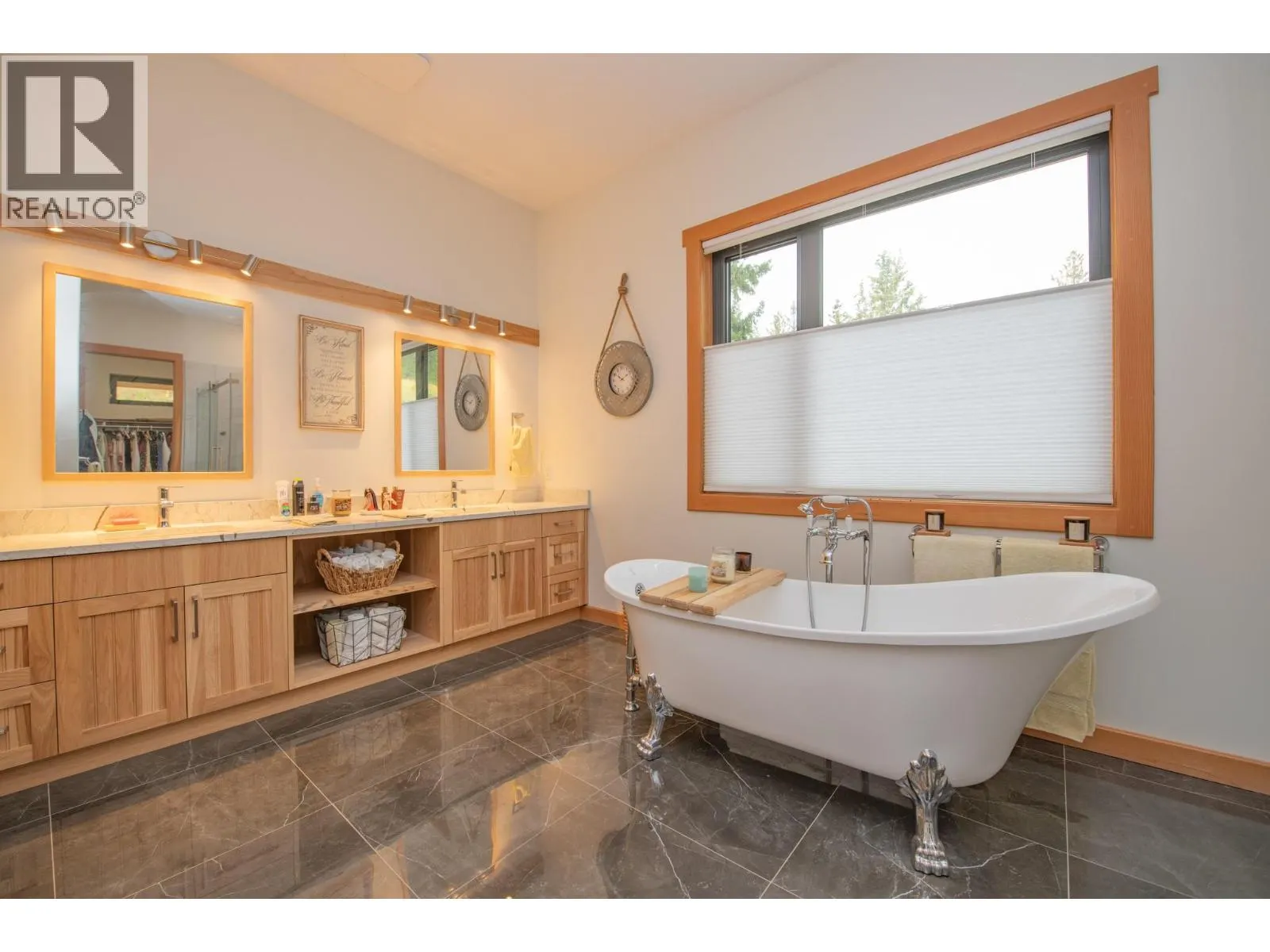 7500 Lonneke Trail