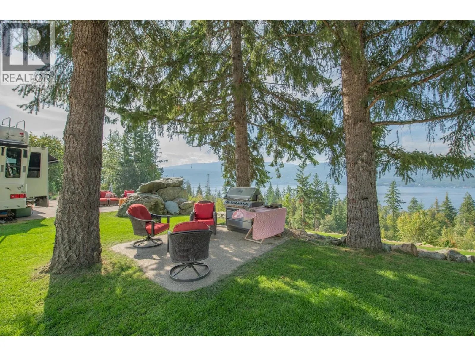 7500 Lonneke Trail