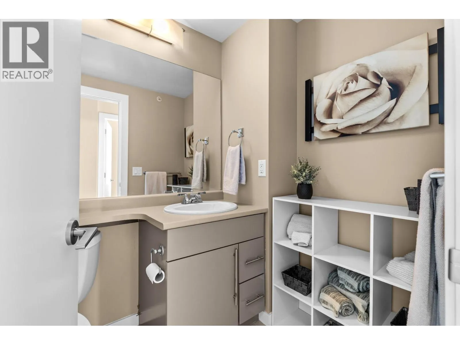 1075 Sunset Drive Unit# 2103