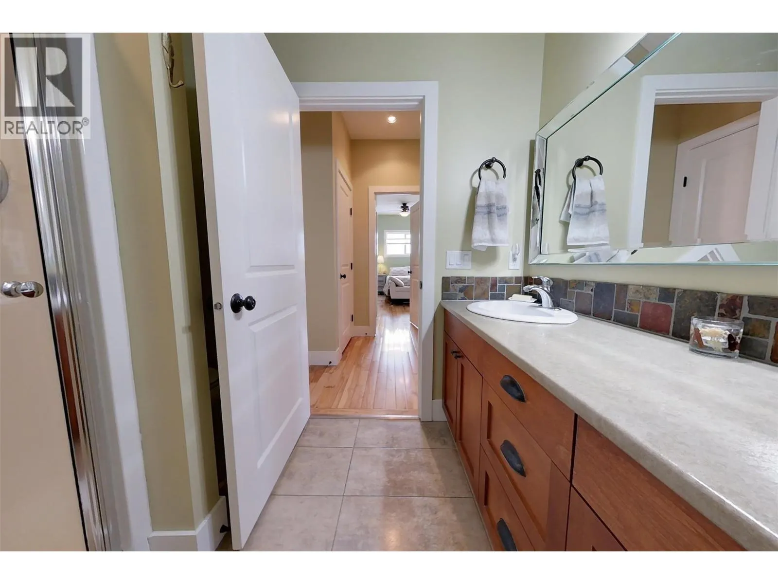 1849 Kelowna Crescent Unit# A