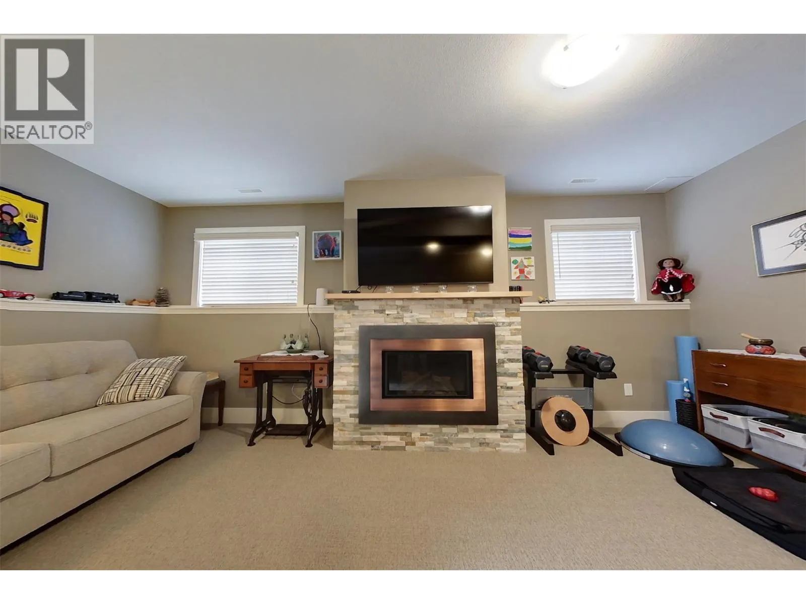 1849 Kelowna Crescent Unit# A