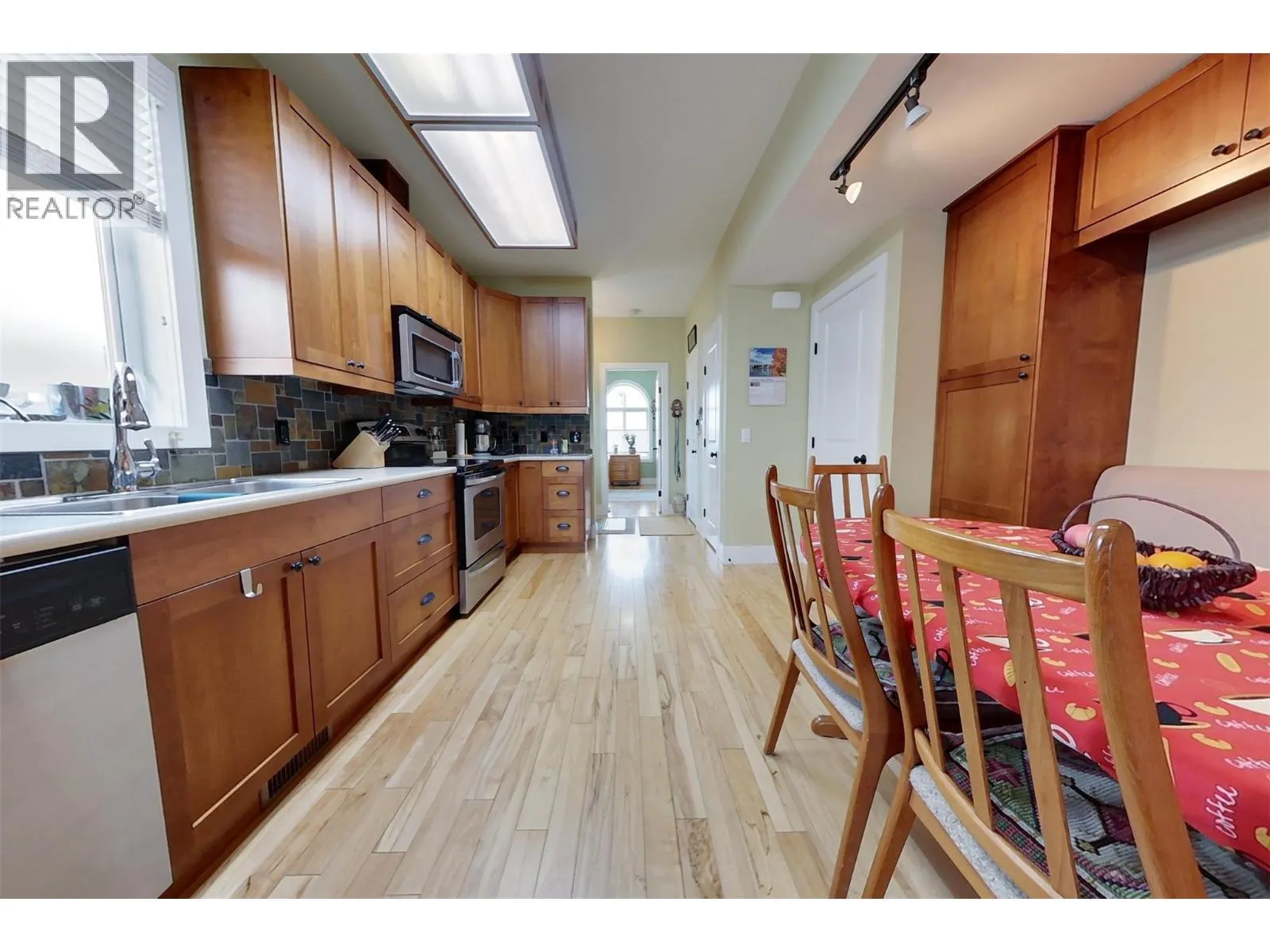 1849 Kelowna Crescent Unit# A
