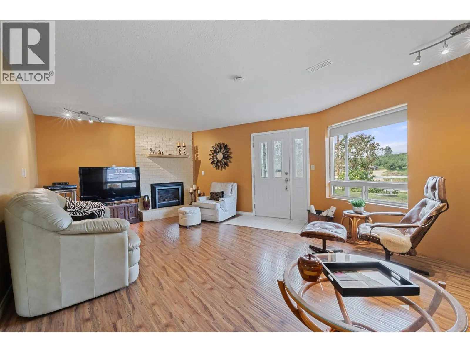 535 Curtis Road
