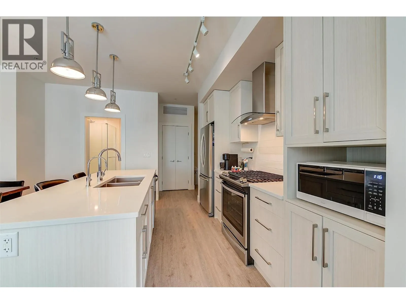 4380 Lakeshore Road Unit# 122