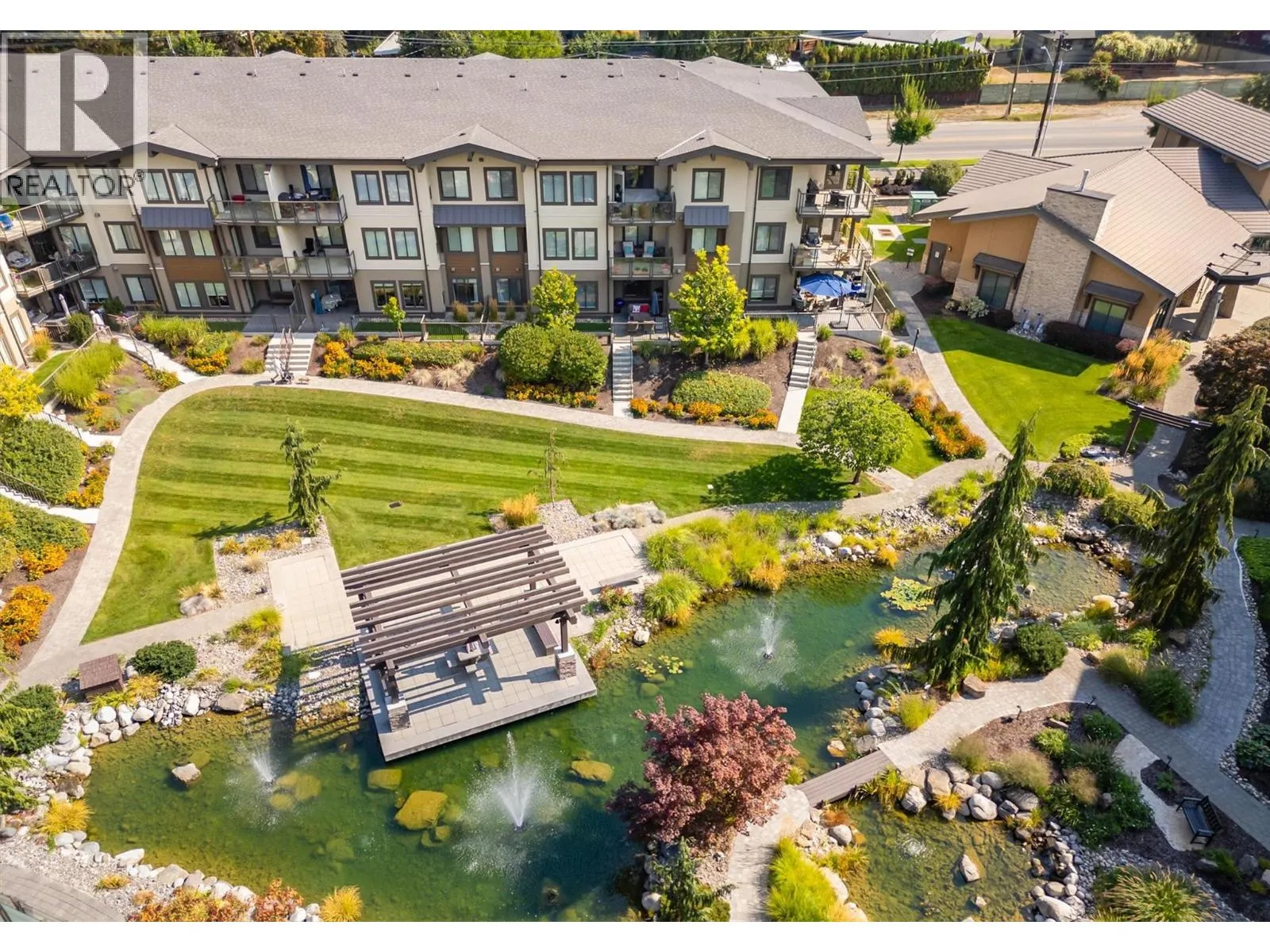 4380 Lakeshore Road Unit# 122