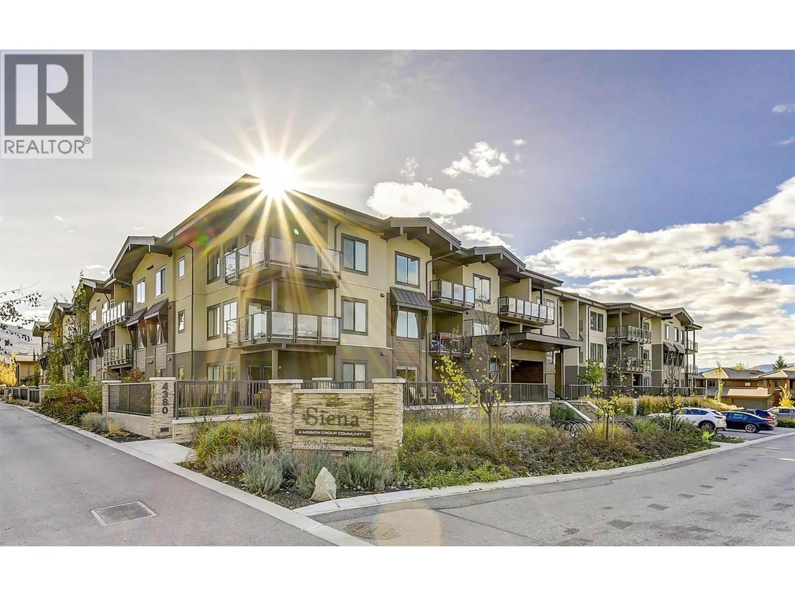 4380 Lakeshore Road Unit# 122