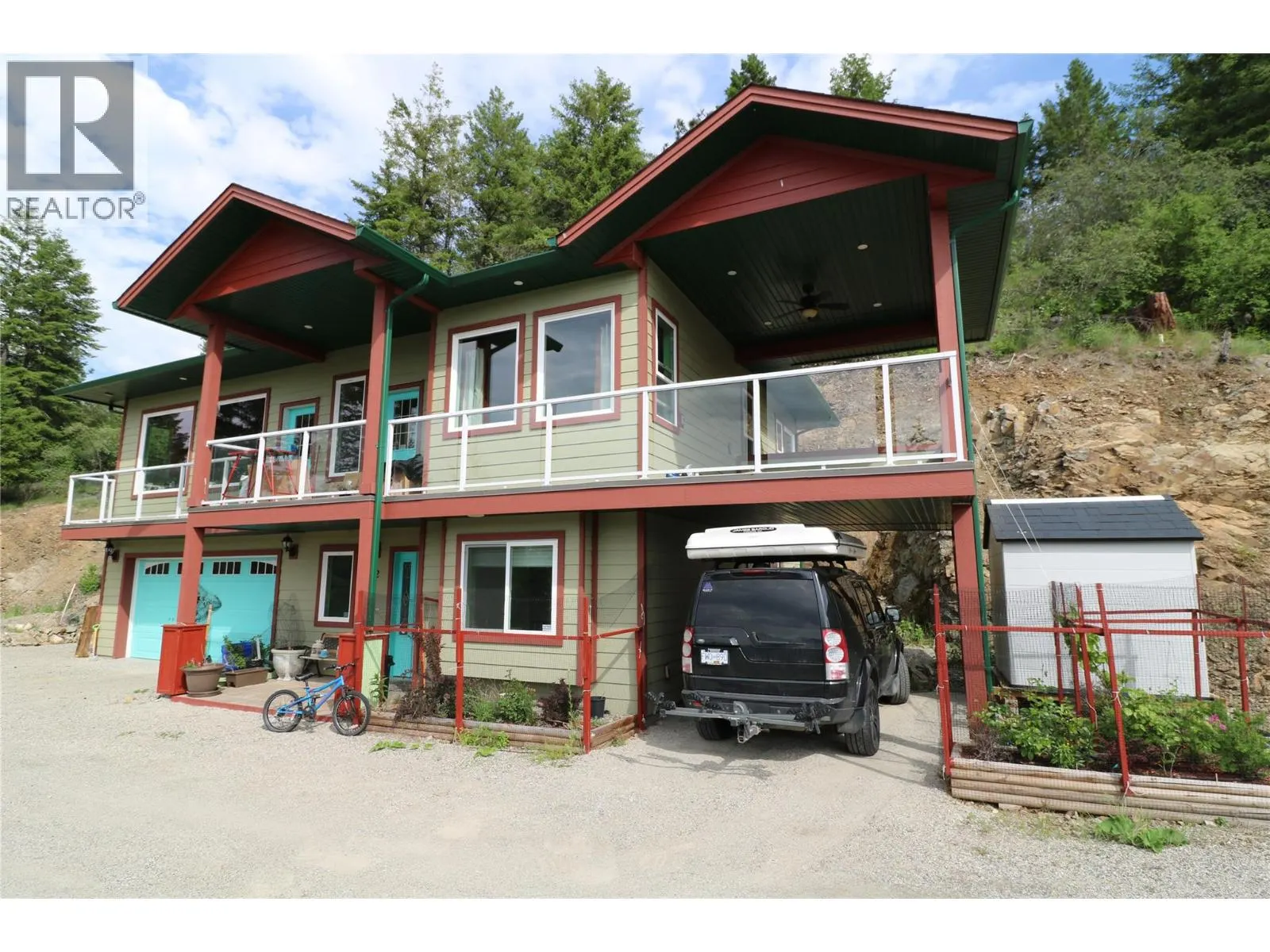 82 Peregrine Way